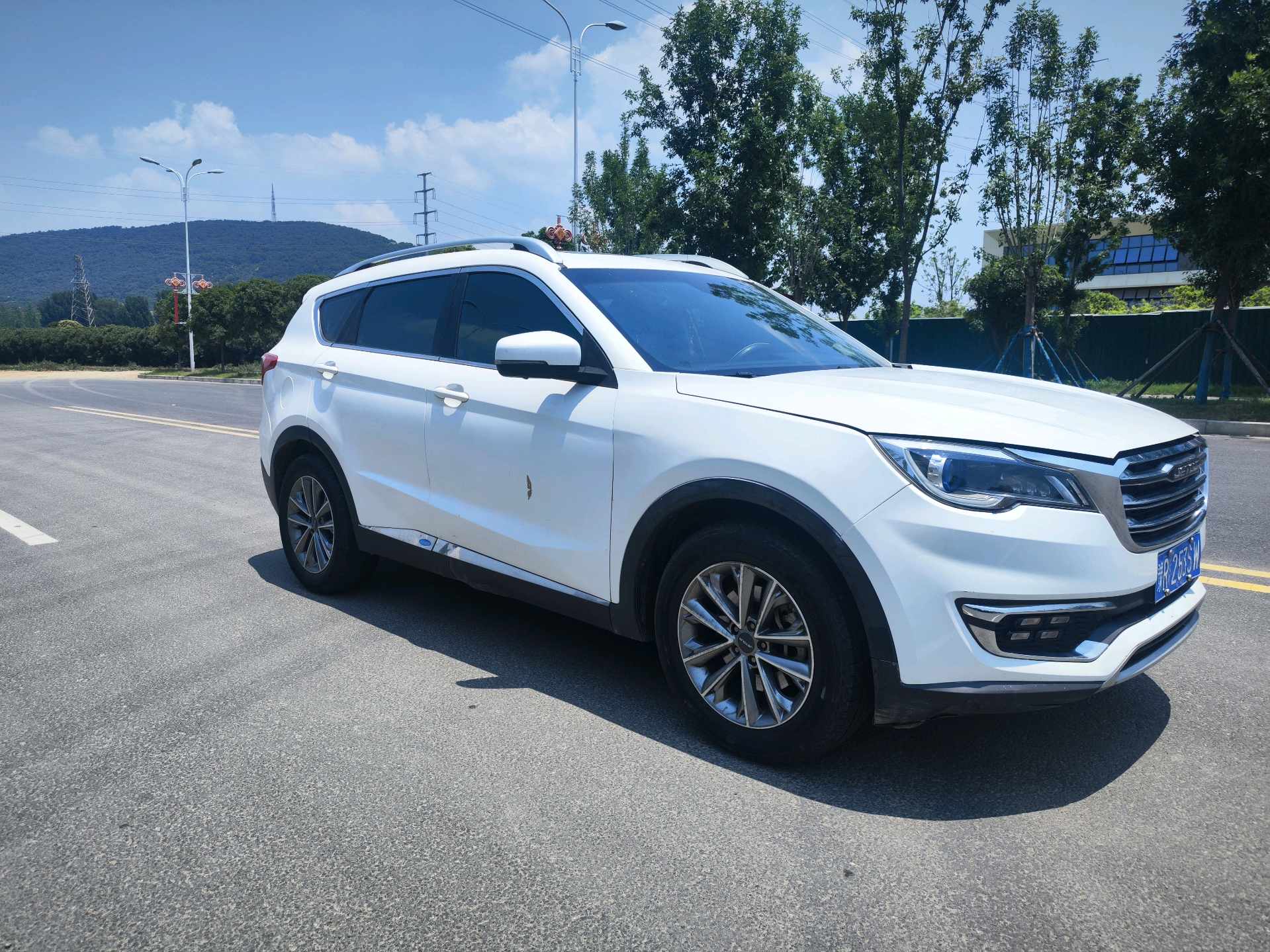 捷途 2018款 X70 1.5T 悦行版5座