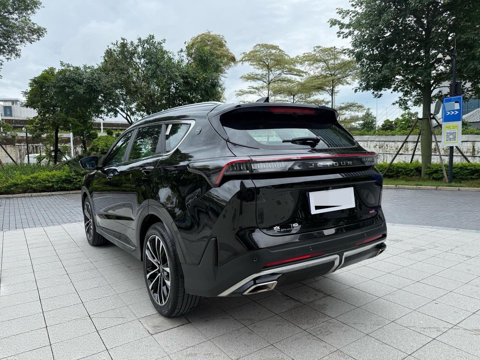 JETOUR 2025 X70 PLUS 1.5T Flagship 5-Seater
