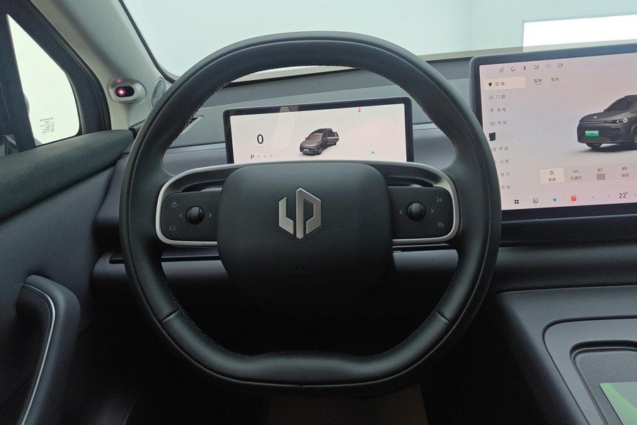 Leapmotor 2024 C16 200 Deluxe Edition