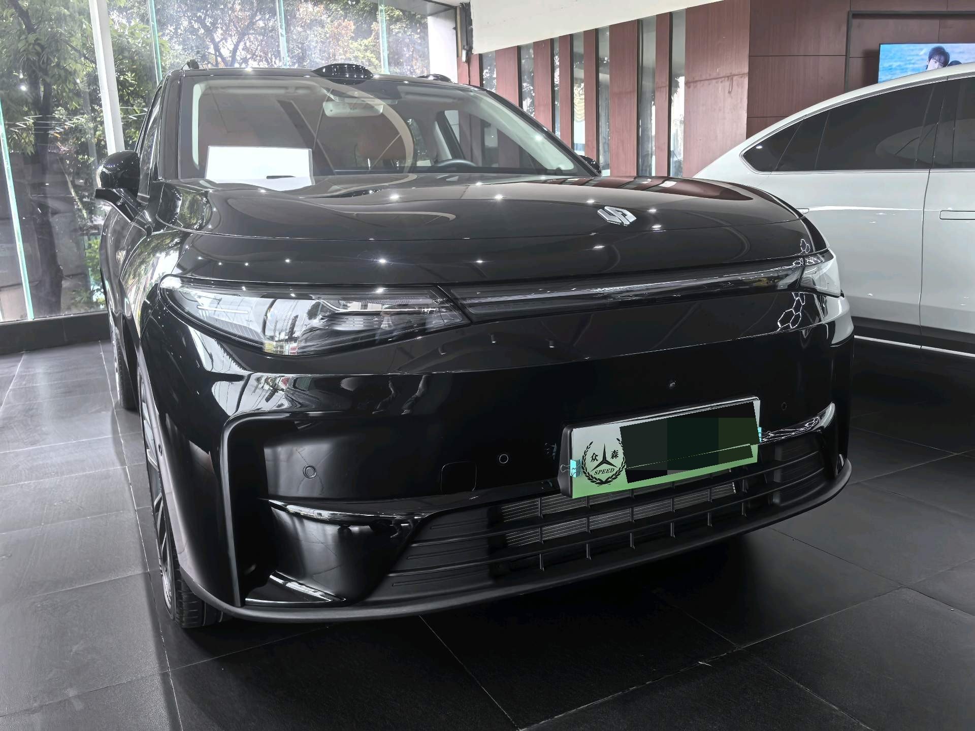 Leapmotor 2026 C16 280 LiDAR Zhizun Edition 6-Seater