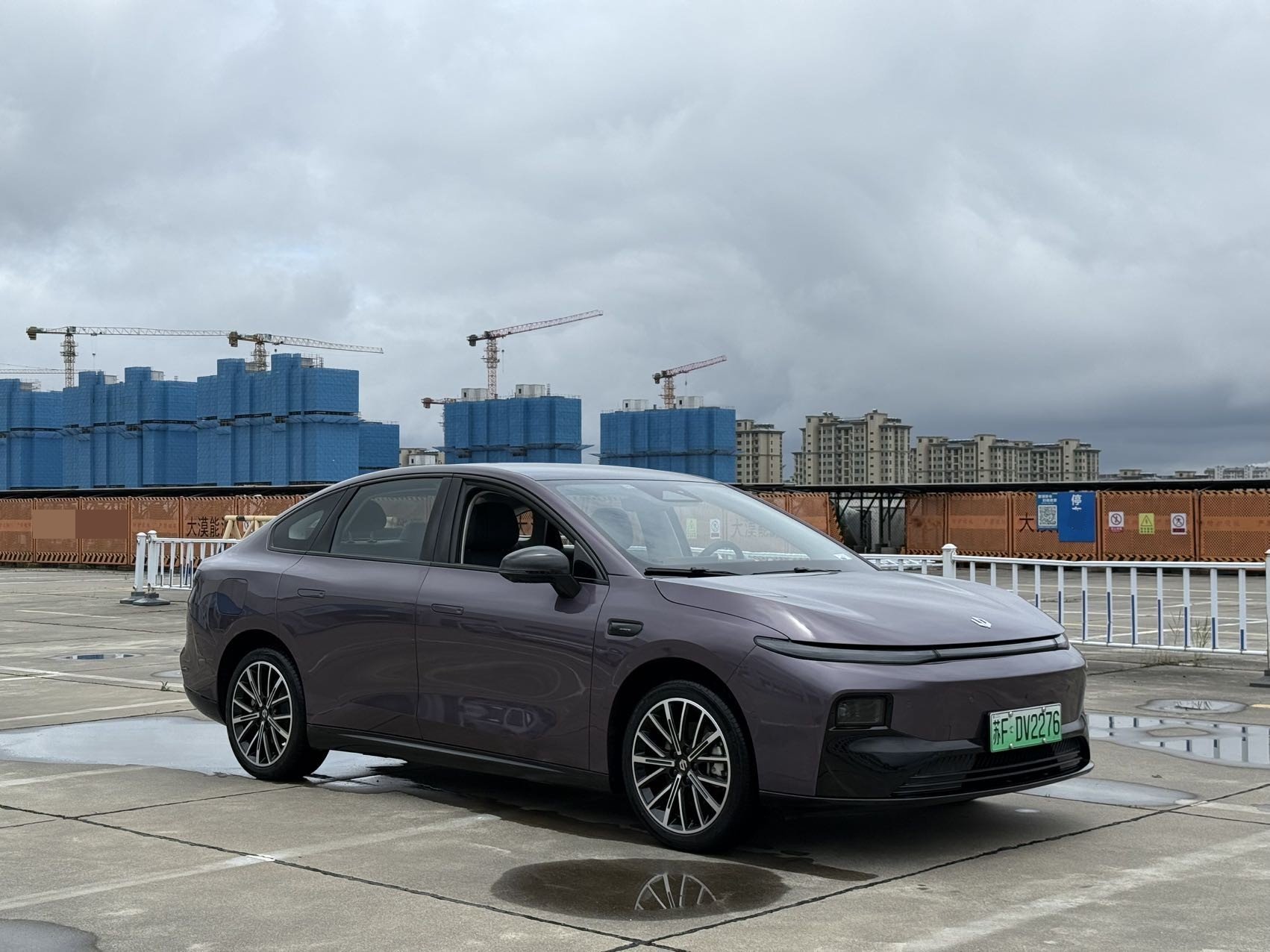 零跑 2025款 B01 650悦享版
