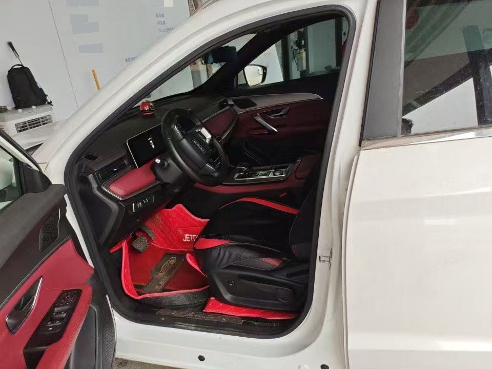 JETOUR 2024 X70 PLUS 1.5T Champion Edition PRO 5-Seater