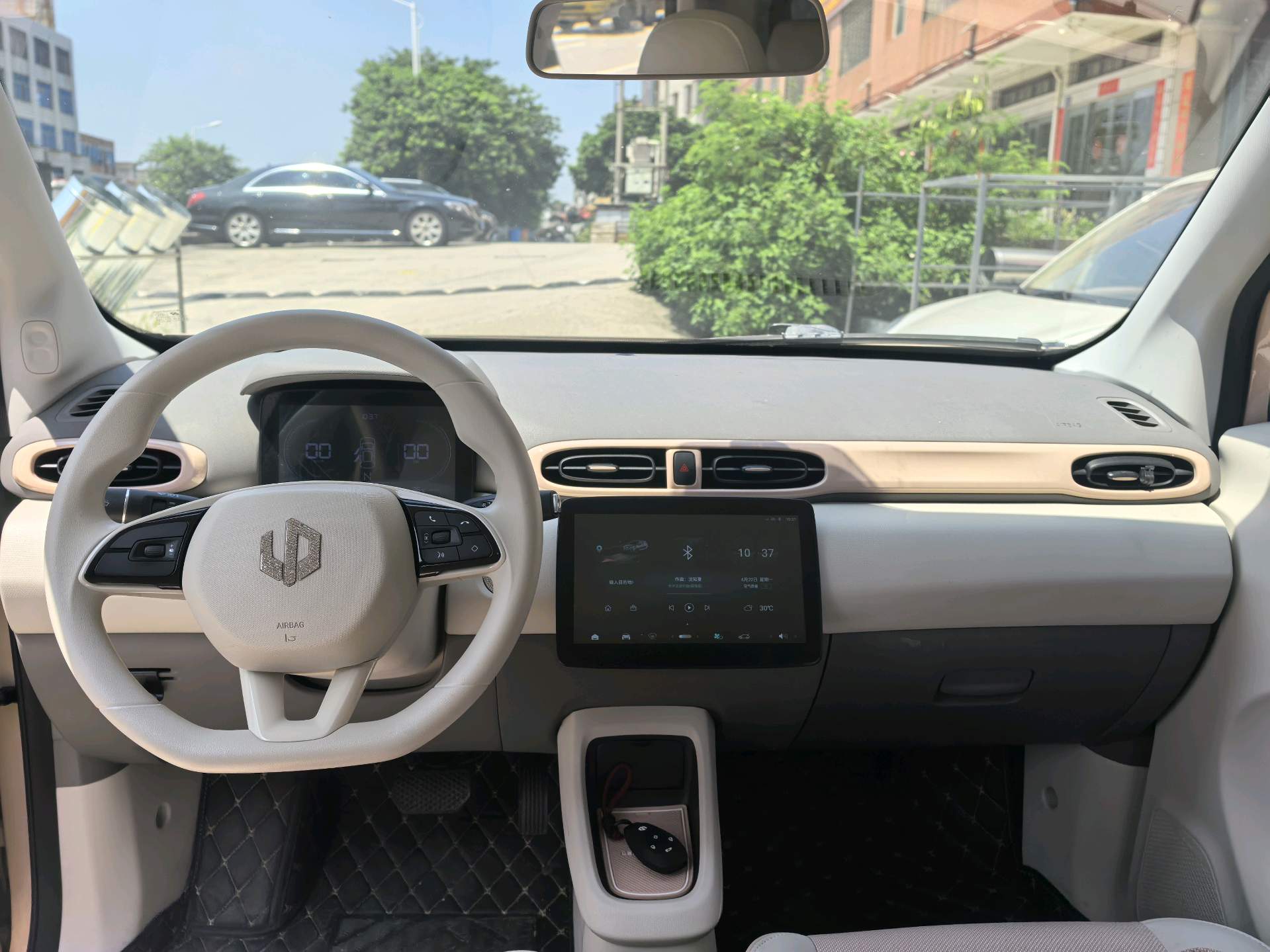 Leapmotor 2023 T03 310 Lite Edition