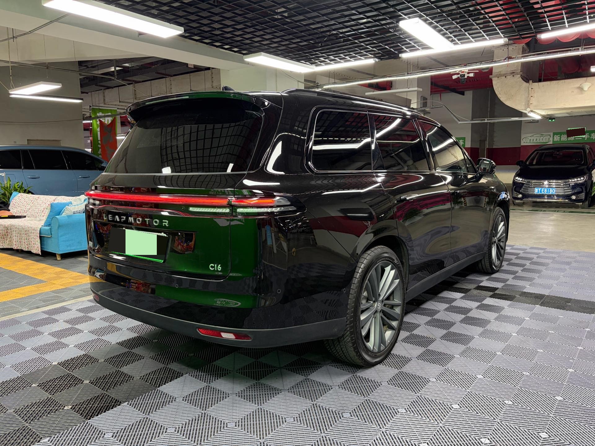 Leapmotor 2026 C16 630 LiDAR 6-Seater