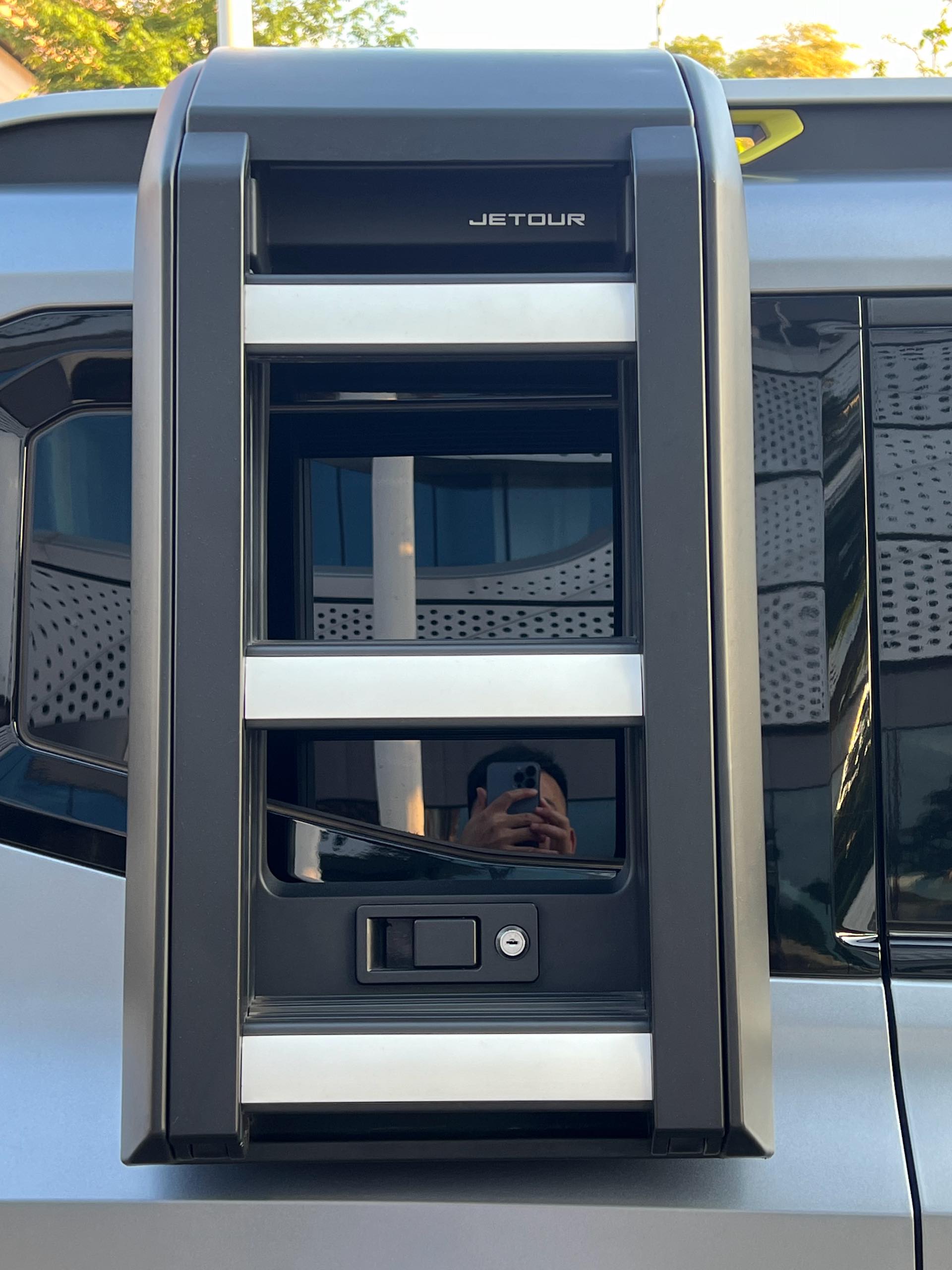 捷途 2023款 旅行者 2.0T 四驱穿越PRO+