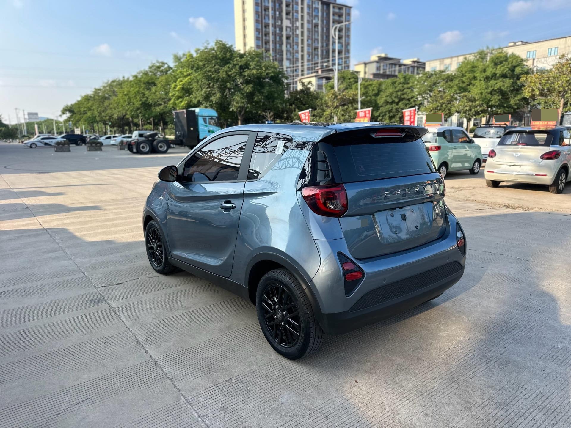 奇瑞 2024款 eQ1(小蚂蚁) 321km 全新钟爱版
