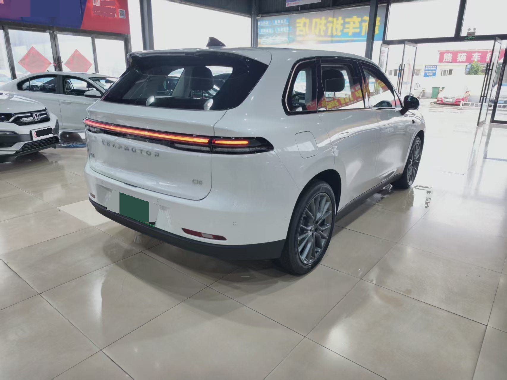 零跑 2024款 C10 210 智享版