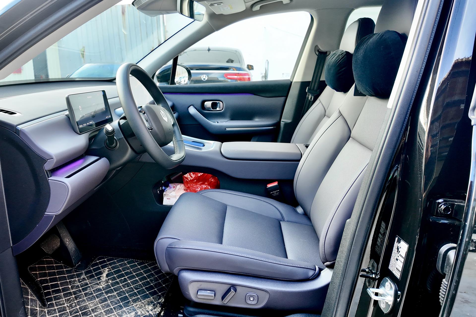 Leapmotor 2026 C16 280 LiDAR Zhizun Edition 6-Seater