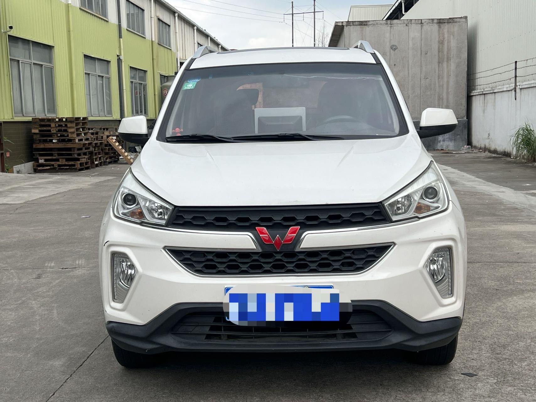 Wuling Hongguang S3 2018 1.5 Comfort 7-8-Seater