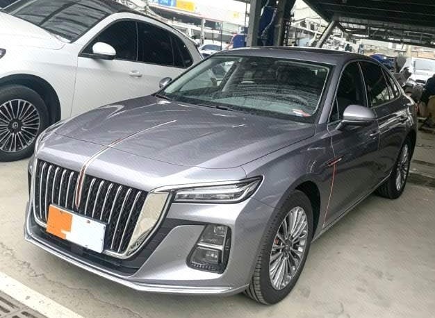 红旗 2023款 H5 2.0T 智联旗畅版