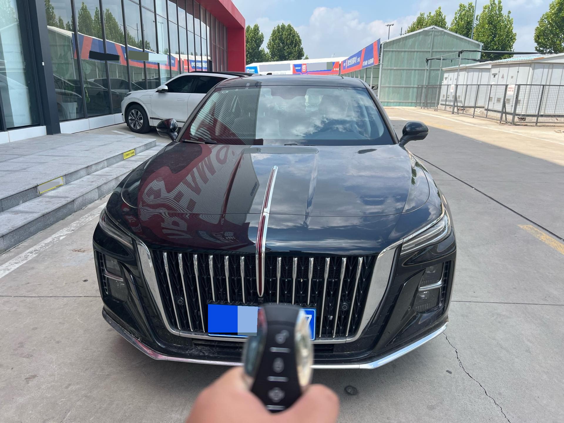 Hongqi H5 2025 1.5T 50 Millionth Anniversary Edition