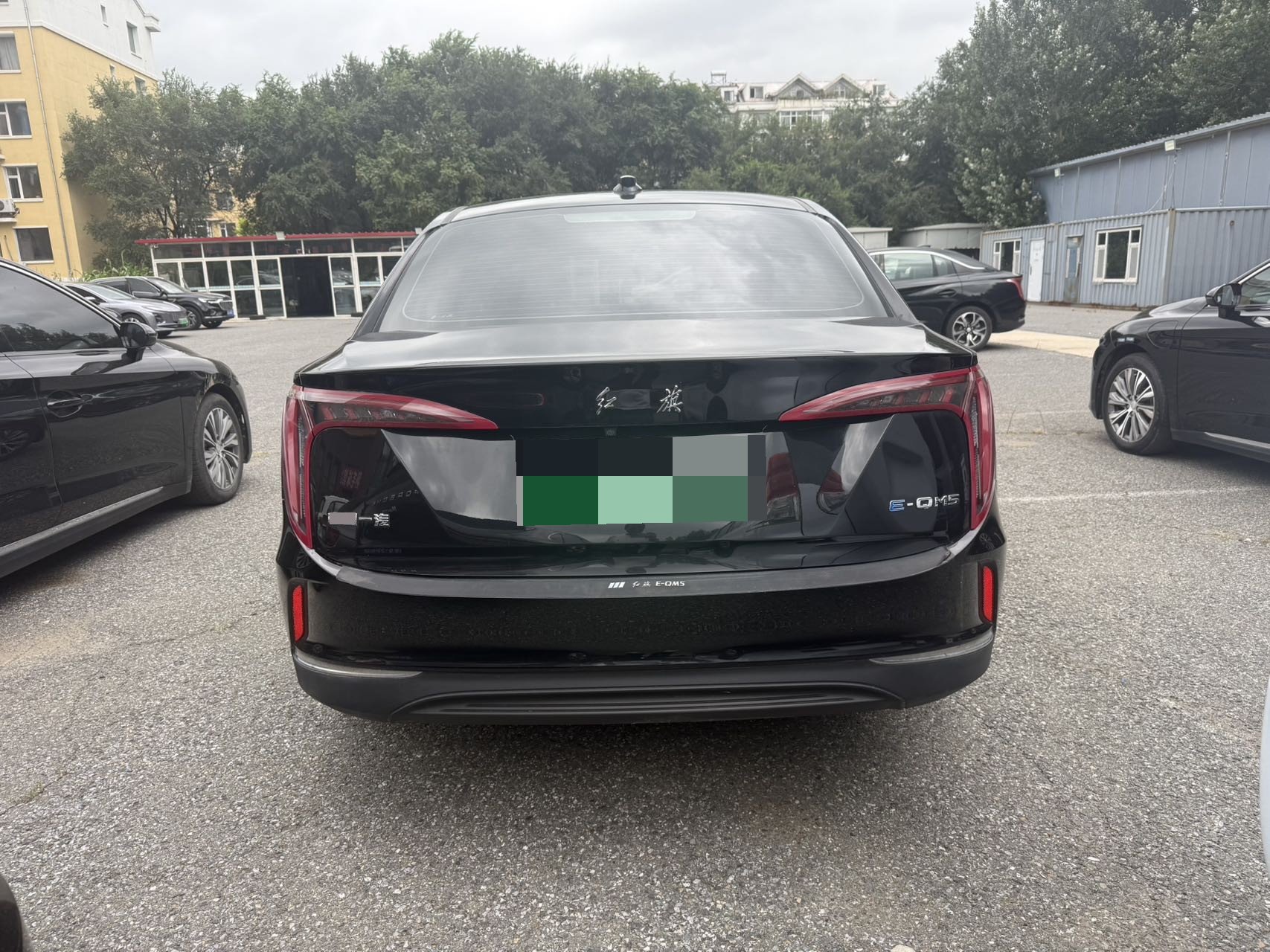红旗 2022款 E-QM5 431km 换电乐享版