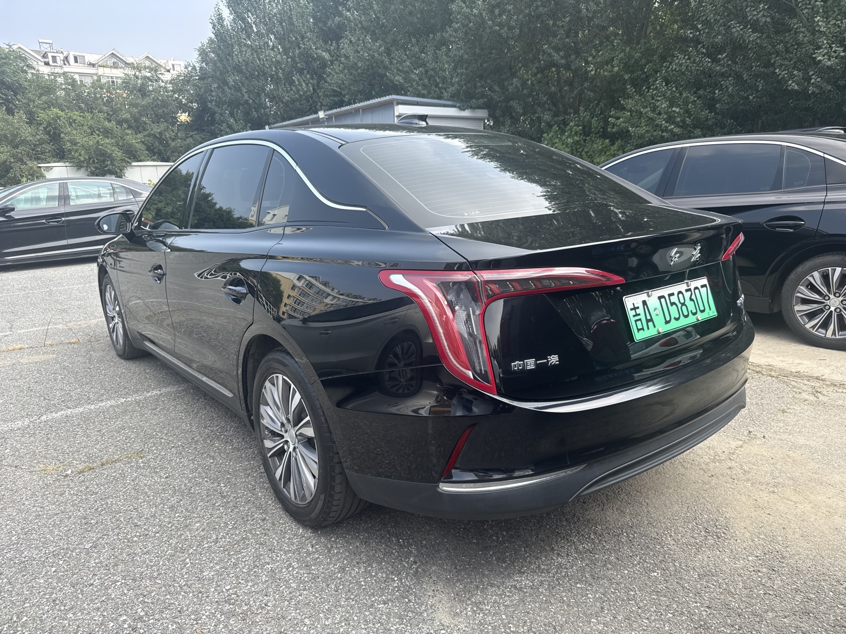 Hongqi E-QM5 2022 431km Battery Swap Joy Edition