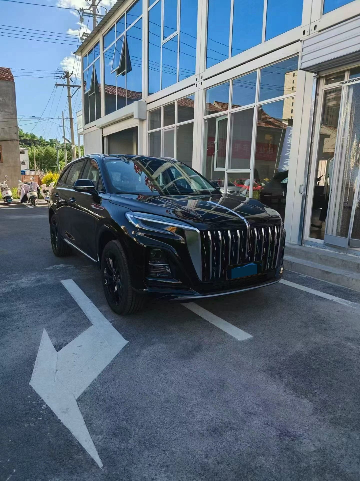红旗 2025款 HS3 PHEV 1.5T 125km 劲为200万辆纪念版