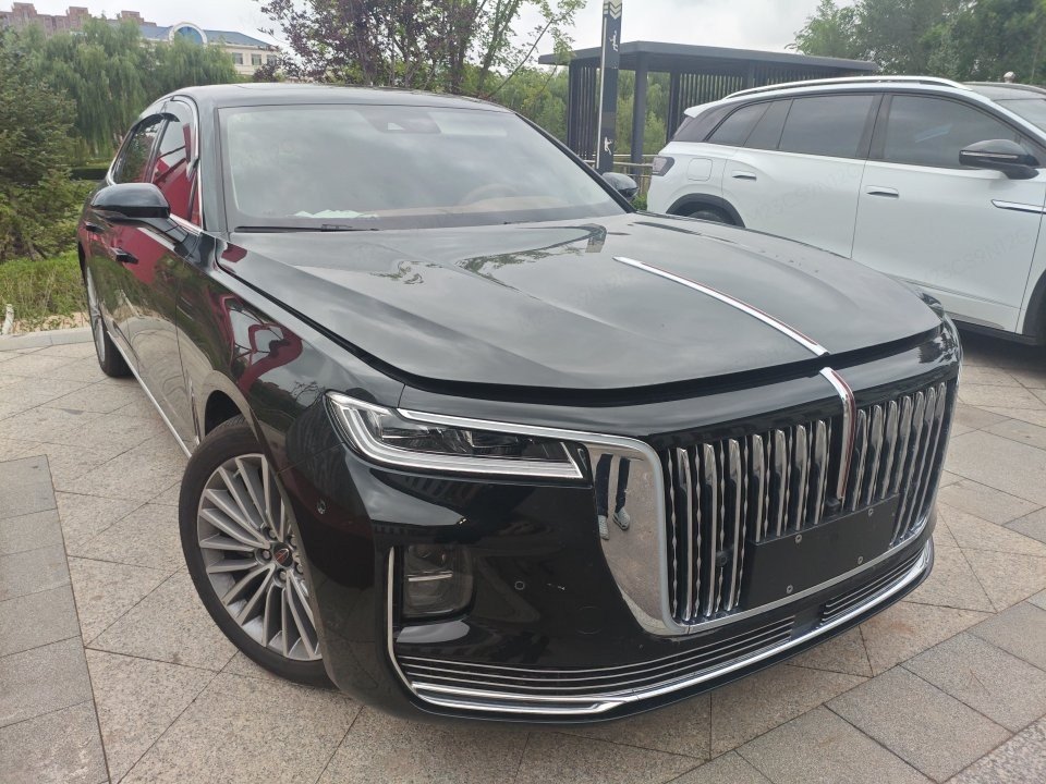 红旗 2023款 H9 48V 2.0T 智联旗畅版