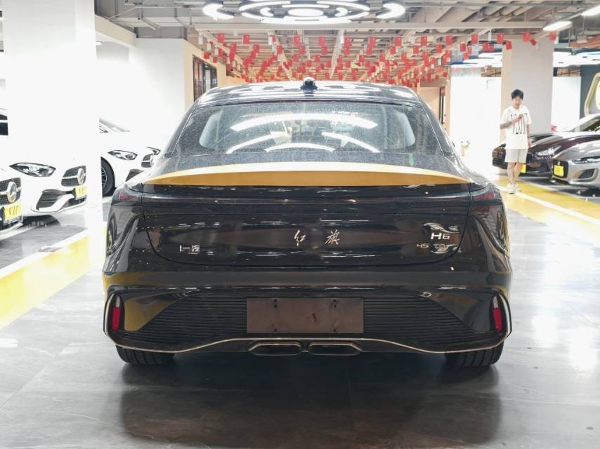 Hongqi H6 2025 2.0T 2 Million Units Commemorative Edition