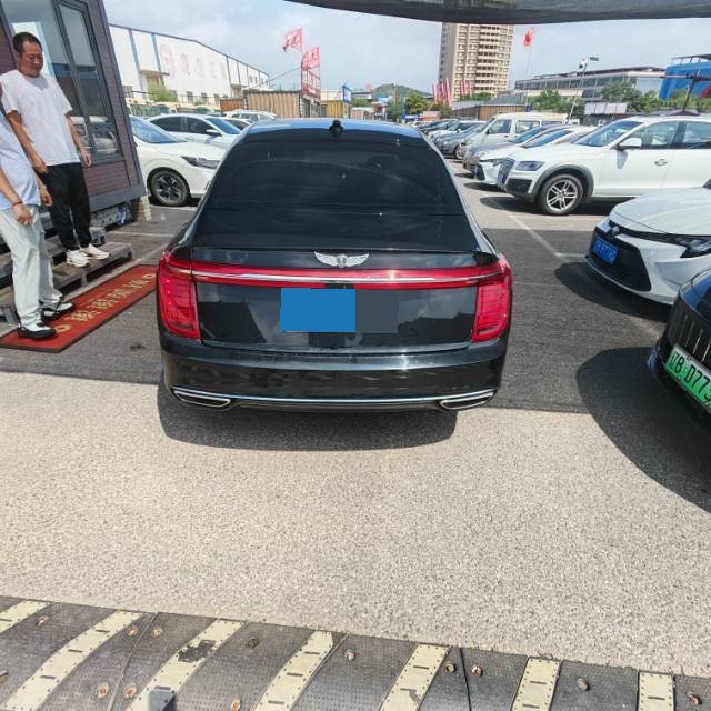 红旗 2020款 H9 48V 2.0T 智联旗畅版