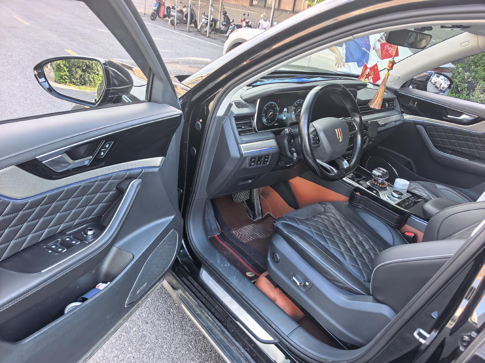 Hongqi HS5 2019 2.0T Smart Connect Flagship Enjoyment