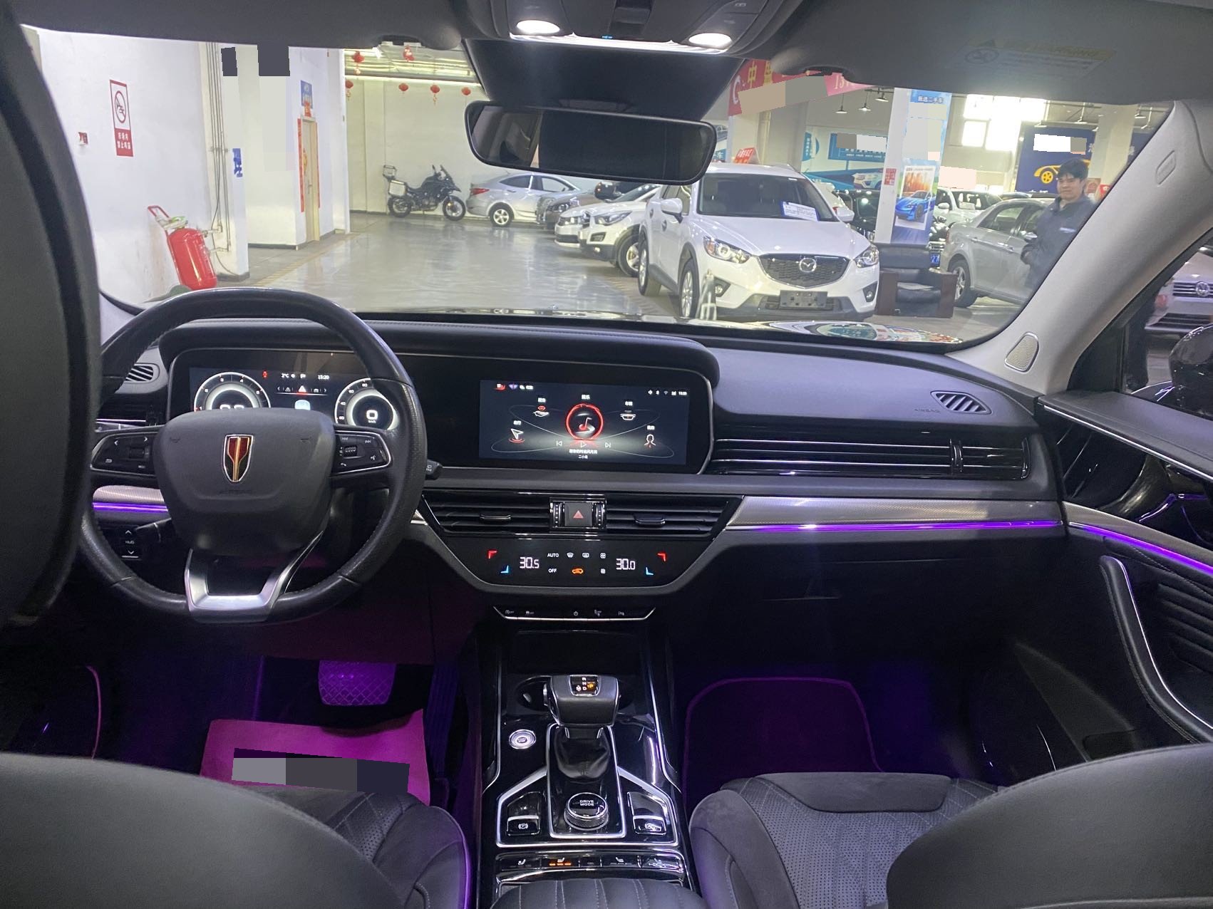 红旗 2019款 HS5 2.0T 四驱智联旗享版