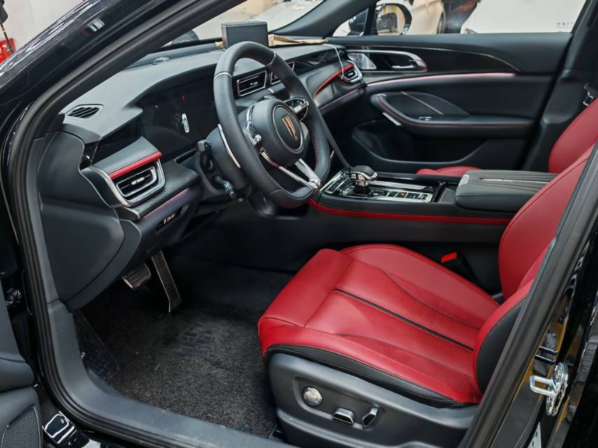 Hongqi H6 2025 2.0T 2 Million Units Commemorative Edition