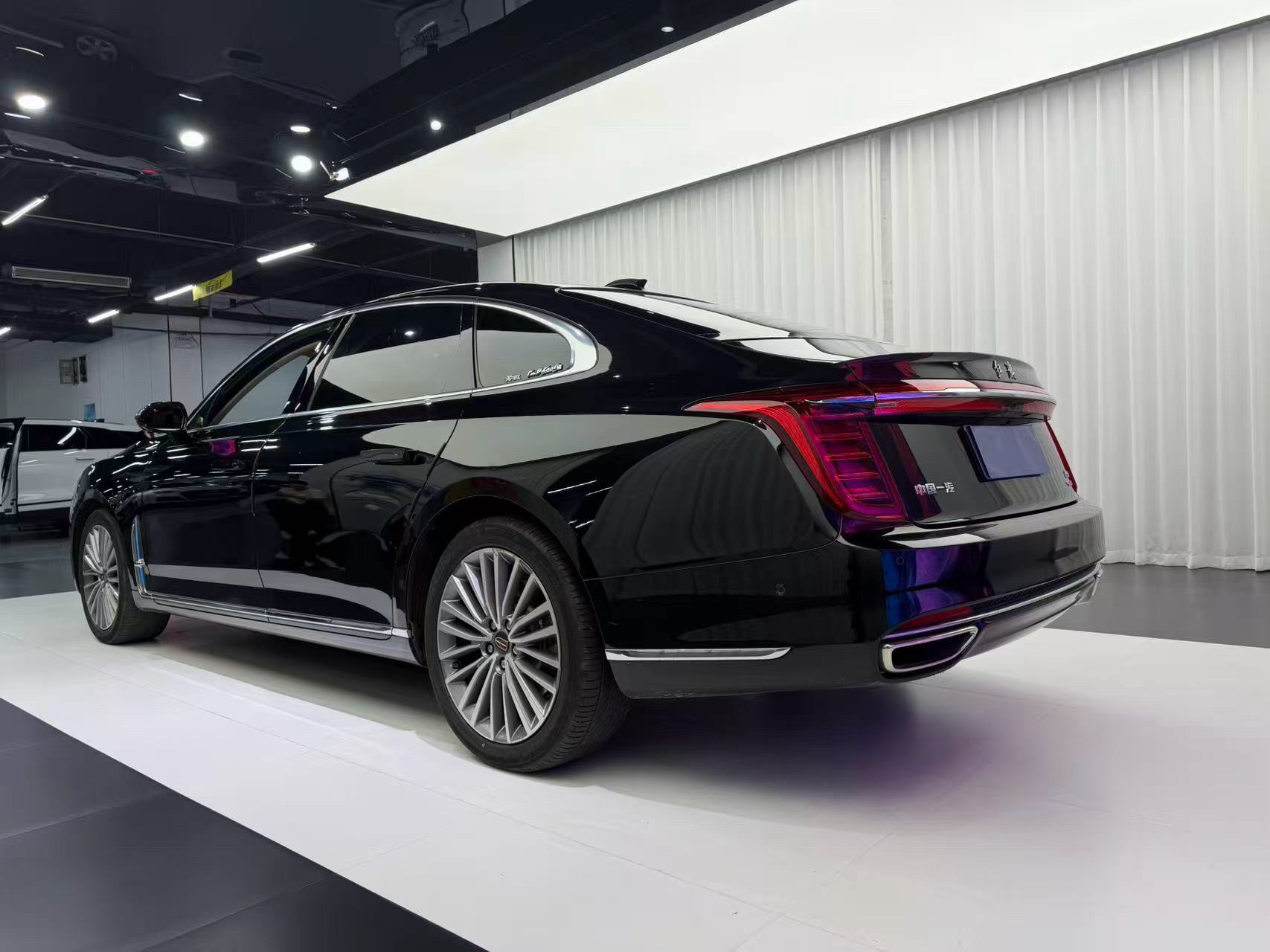 Hongqi H9 2020 48V 2.0T Smart Flagship