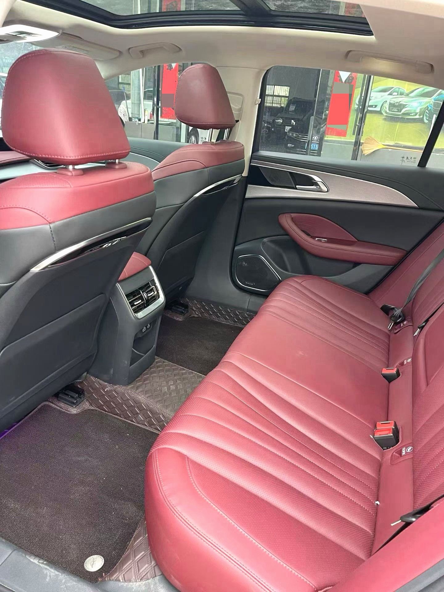 Hongqi H5 2023 2.0T Smart Flagship