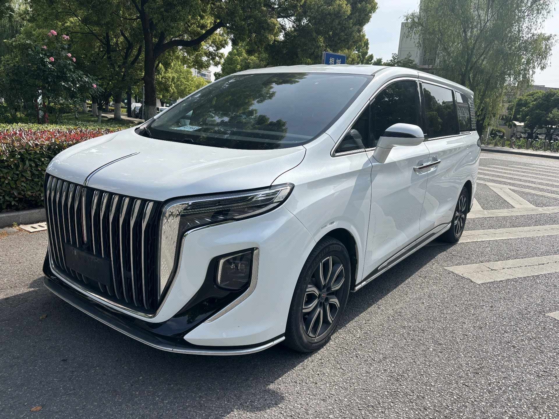 Hongqi HQ9 2023 48V 2.0T Smart Flagship