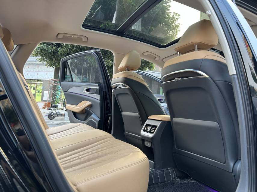 Hongqi H5 2023 2.0T Smart Connect Flagship Comfort Edition