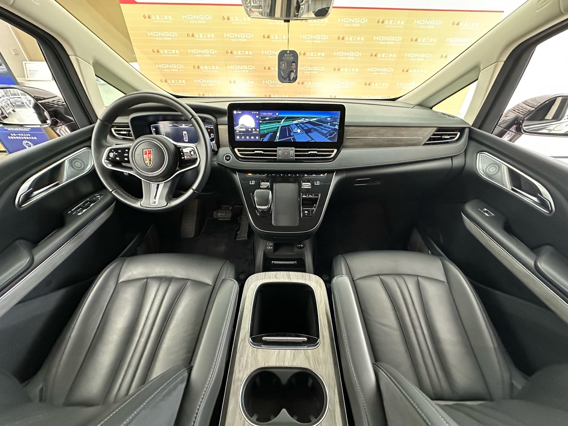 Hongqi HQ9 PHEV 2.0T 4WD Business Edition 2024