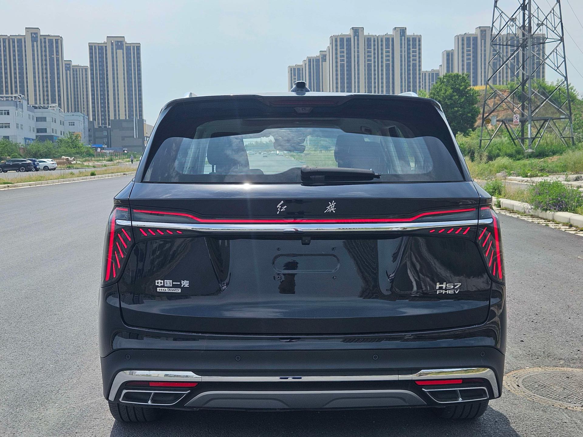 Hongqi HS7 PHEV 2.0T 4WD Flagship Comfort 6-Seater 2024