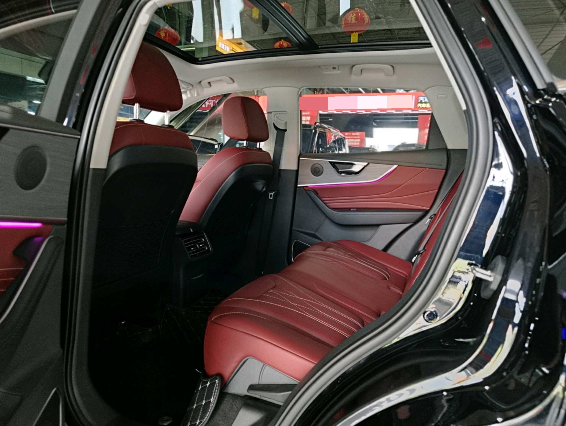 红旗 2025款 HS5 2.0T 两驱旗享Pro版