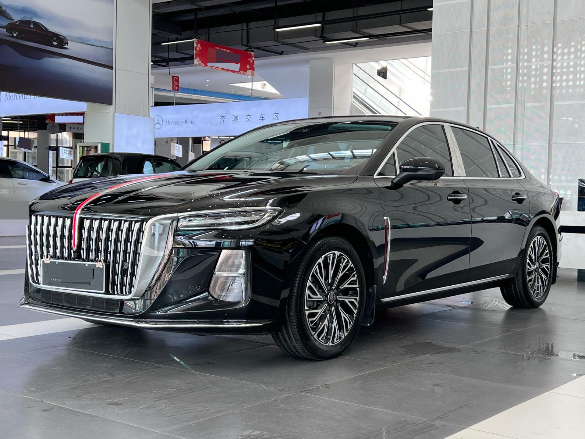红旗 2025款 H5 2.0T 旗畅50万辆纪念版