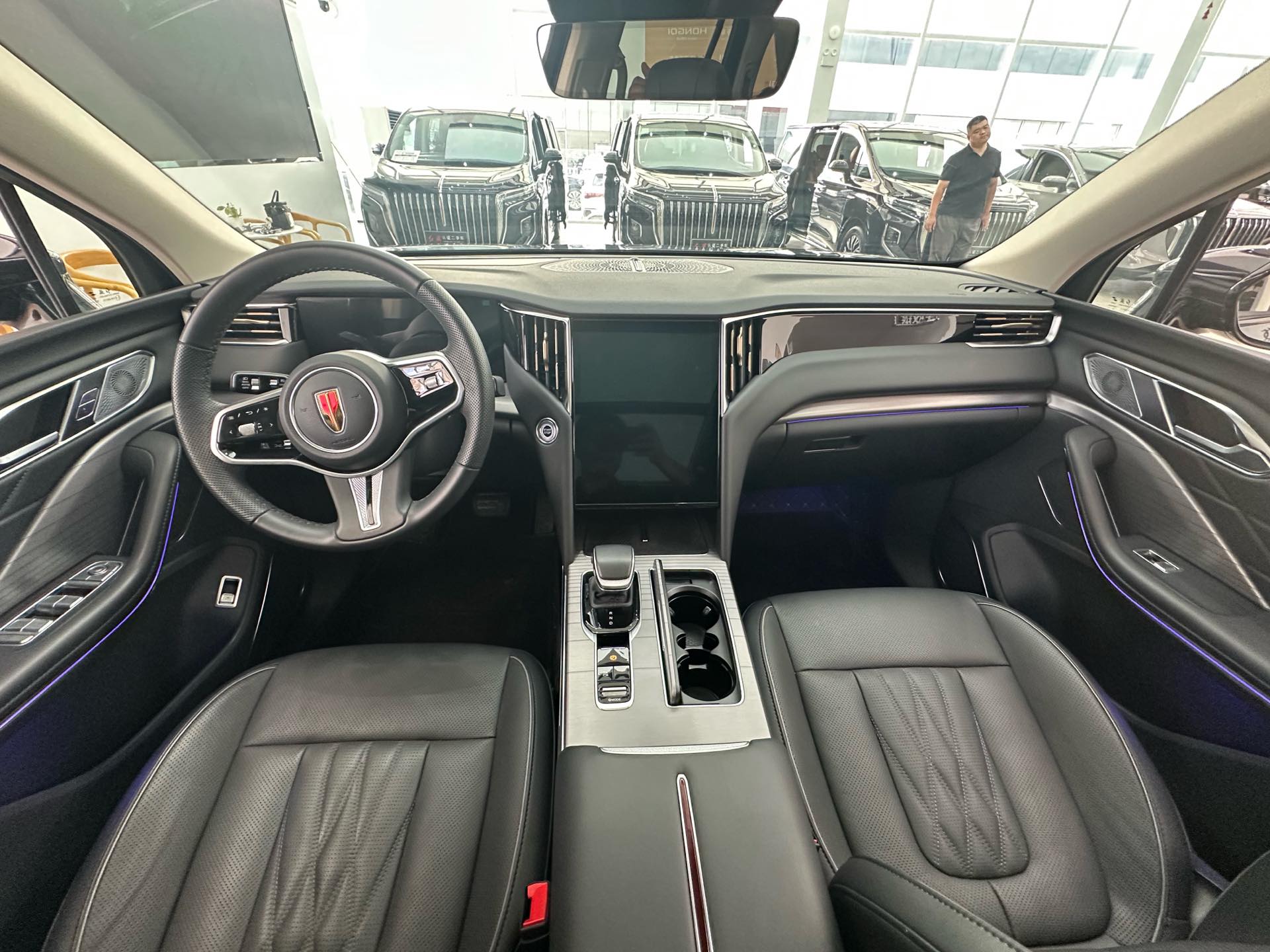 红旗 2024款 HS7 PHEV 2.0T 四驱旗畅版6座