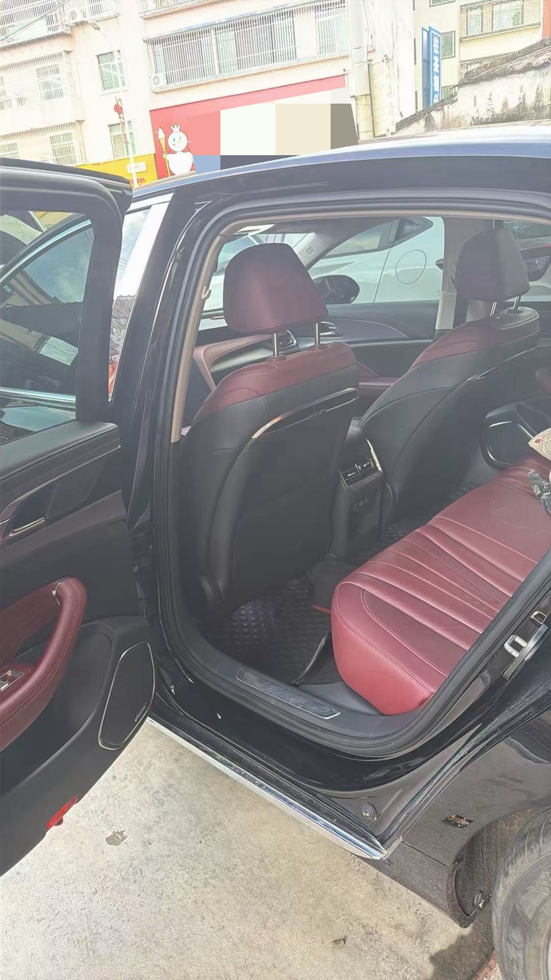Hongqi H5 2024 2.0T Smart Connect Qi Chang Edition