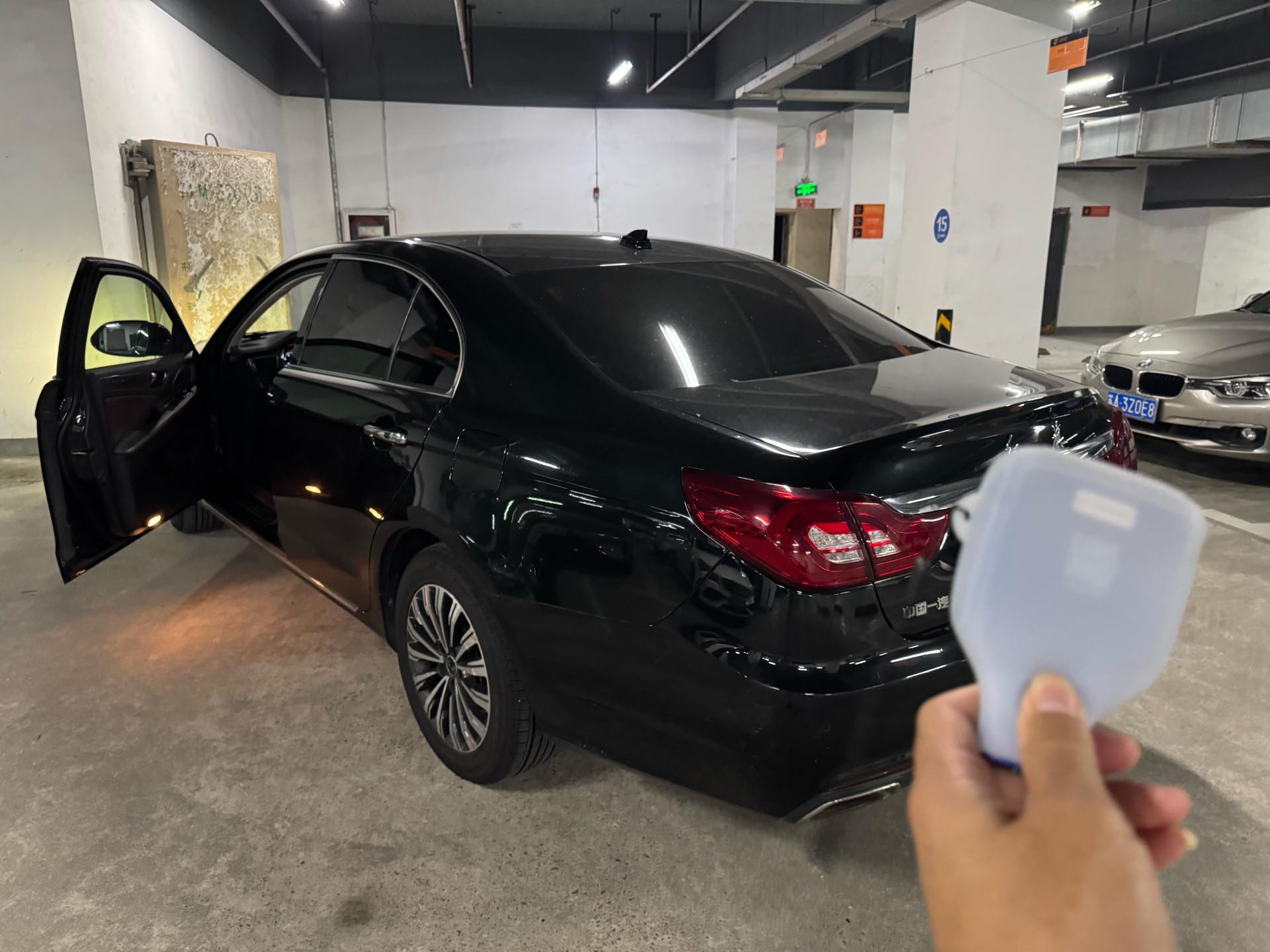 红旗 2018款 H7 2.0T 35T 精英版