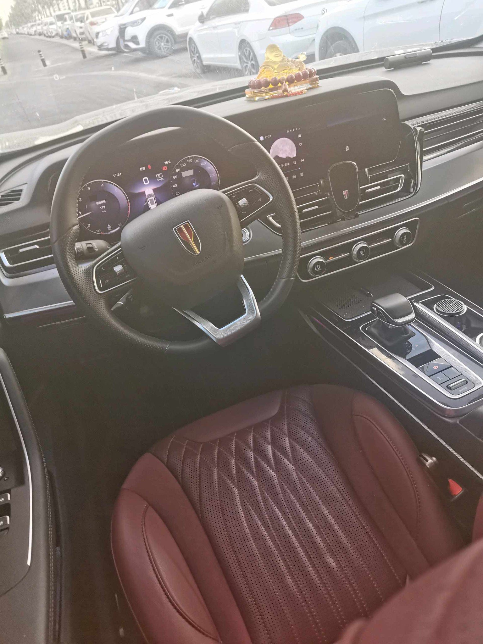 红旗 2023款 HS5 2.0T 旗享Pro版