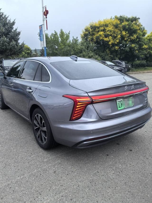 Hongqi H5 PHEV 2025 1.5T 170 Super Hybrid