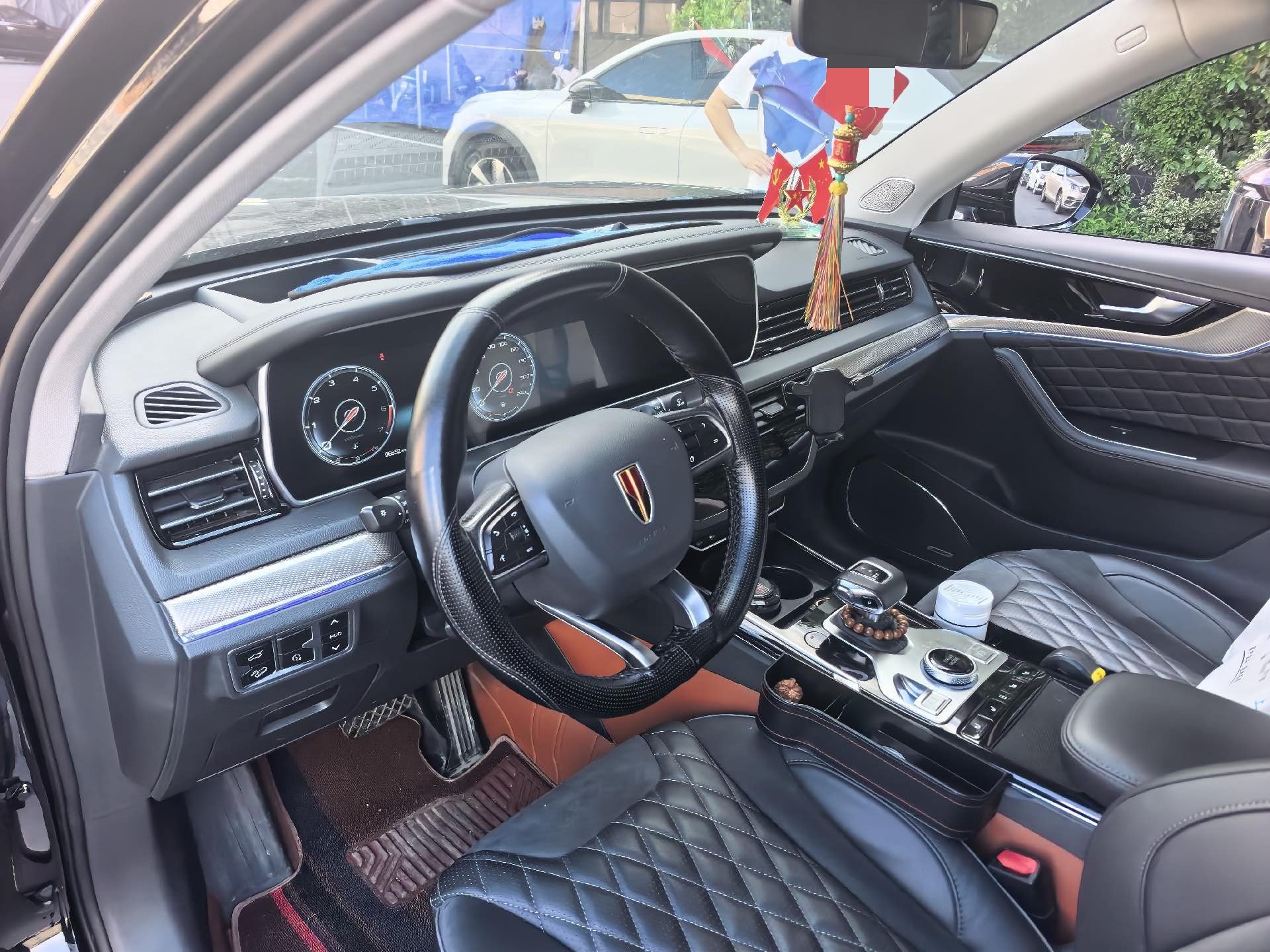 Hongqi HS5 2019 2.0T Smart Connect Flagship Enjoyment
