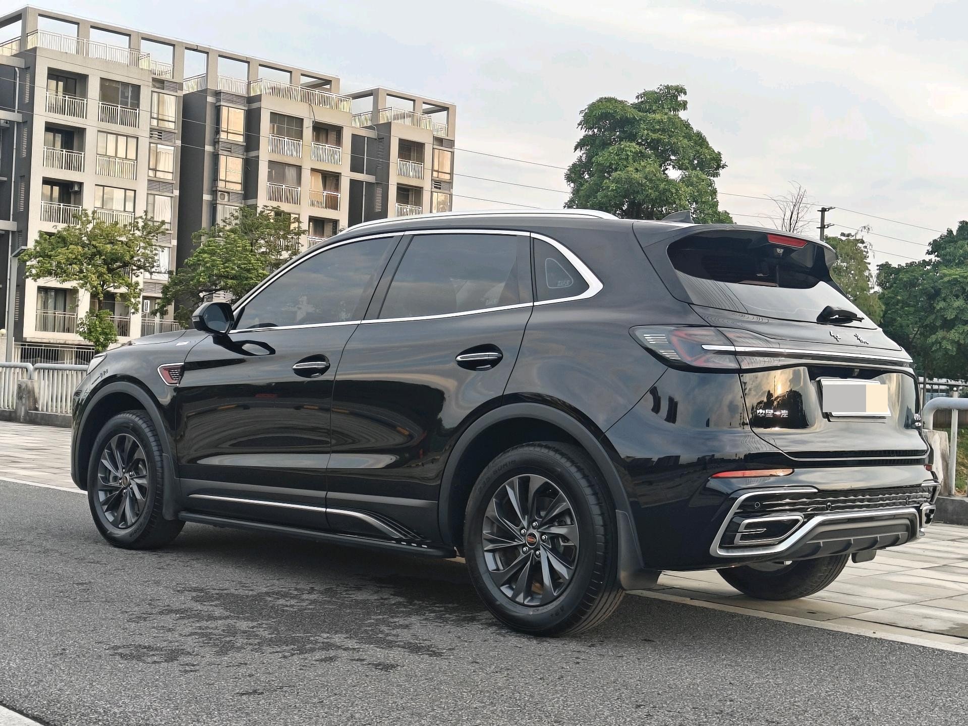 红旗 2025款 HS5 2.0T 两驱旗享Pro版