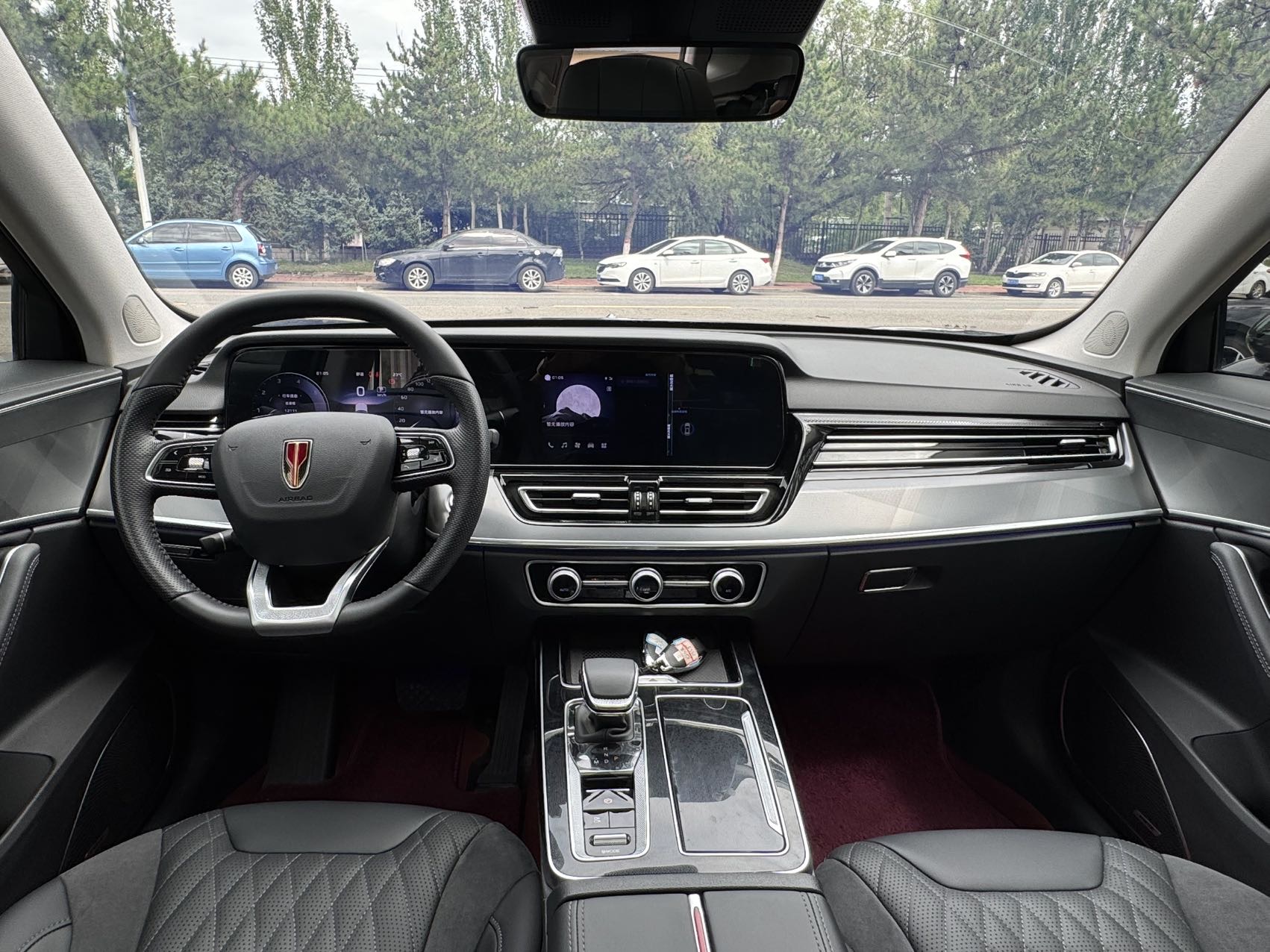 红旗 2023款 HS5 2.0T 旗享Pro版