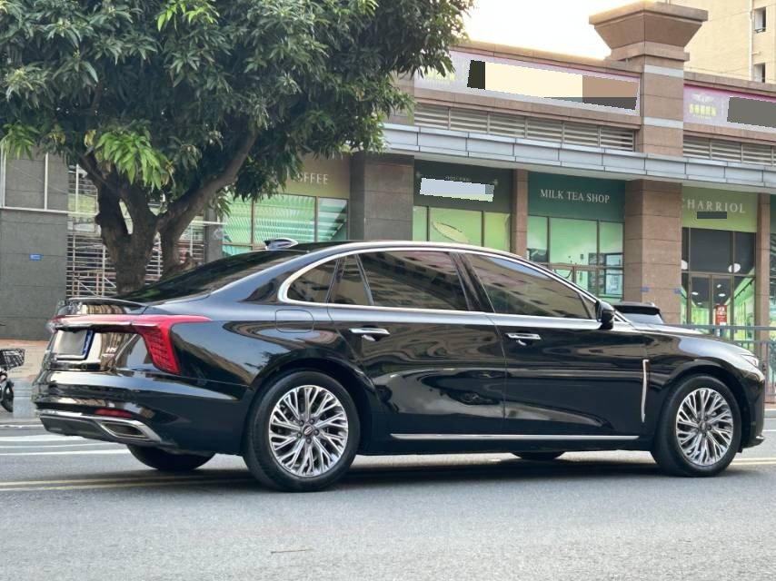 Hongqi H5 2023 2.0T Smart Connect Flagship Comfort Edition
