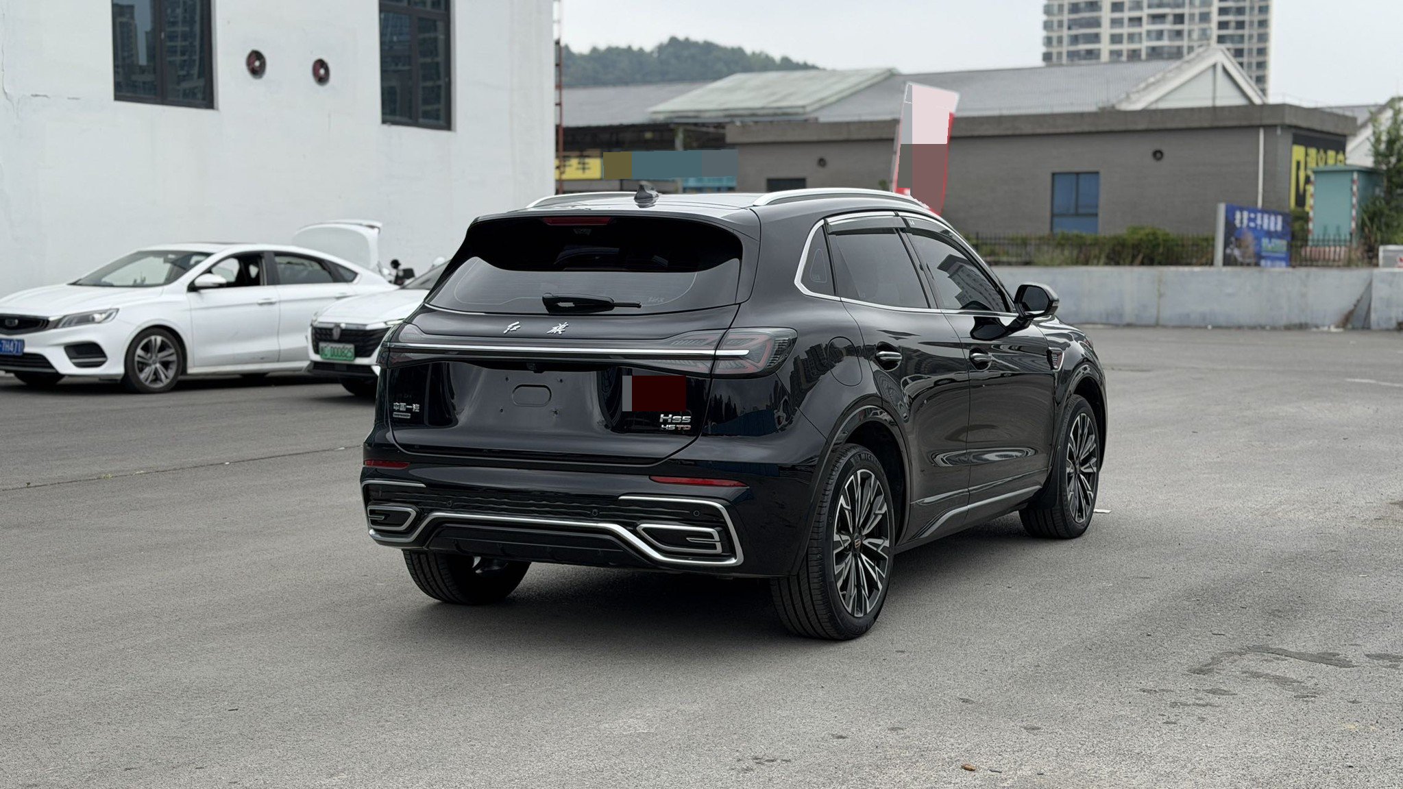 Hongqi HS5 2023 2.0T 4WD Qixiang Pro