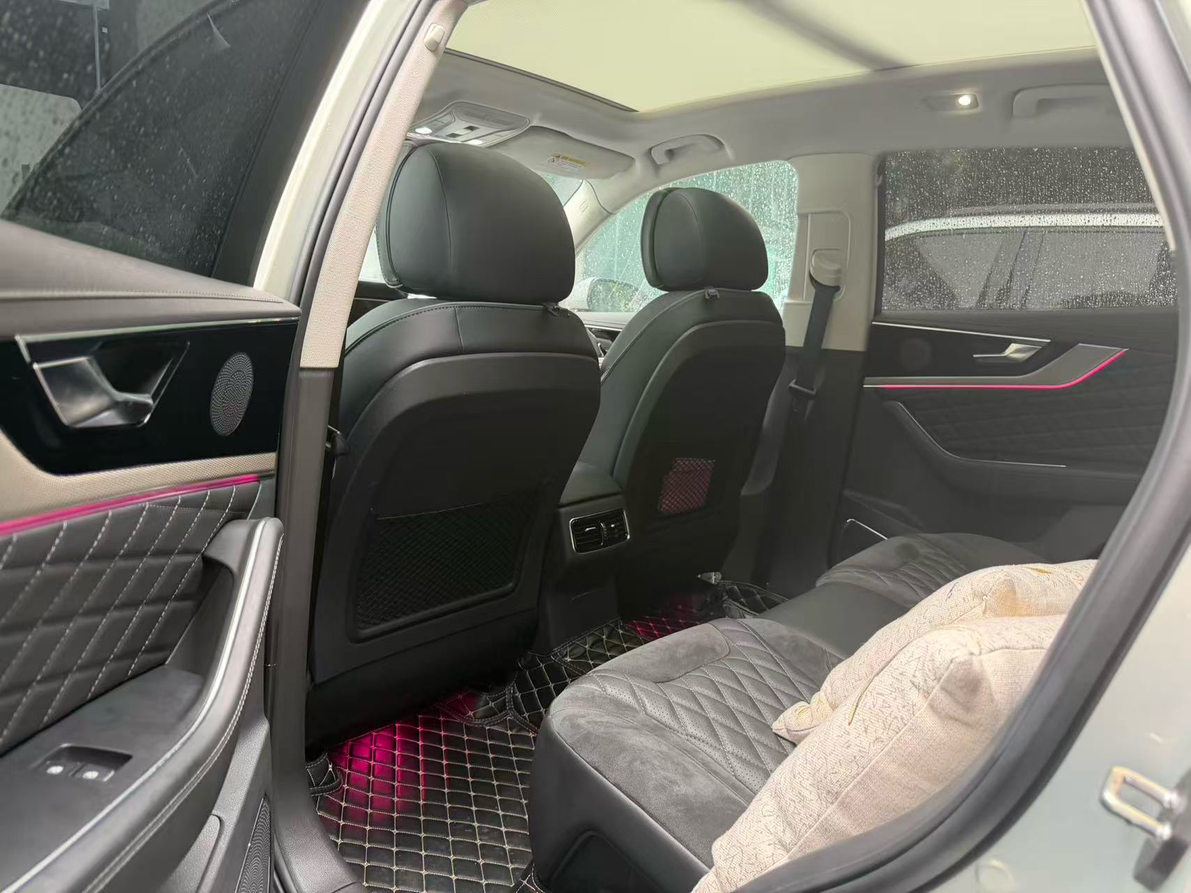 Hongqi HS5 2019 2.0T Four-Wheel Drive Smart Connect Flagship Enjoyment