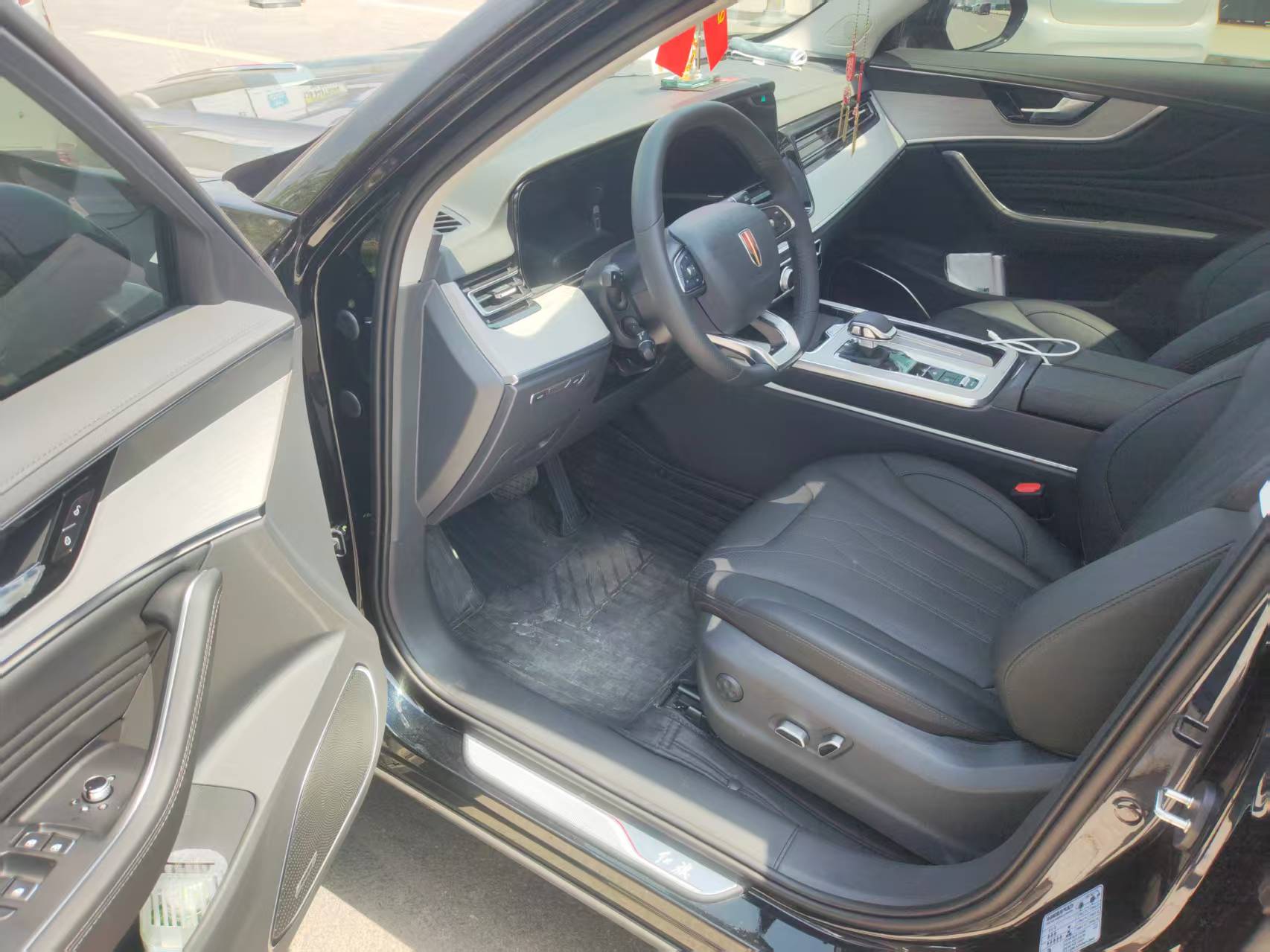 Hongqi HS5 2023 2.0T Qixiang Pro 500000th Anniversary Edition