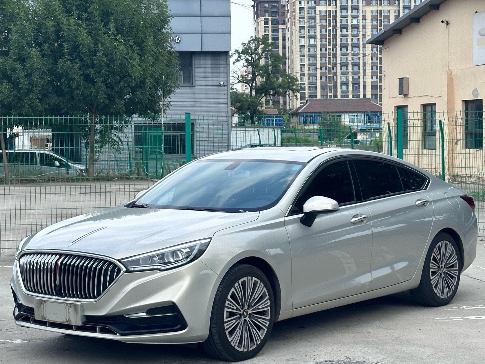 Hongqi H5 2022 1.5TD Qiyun