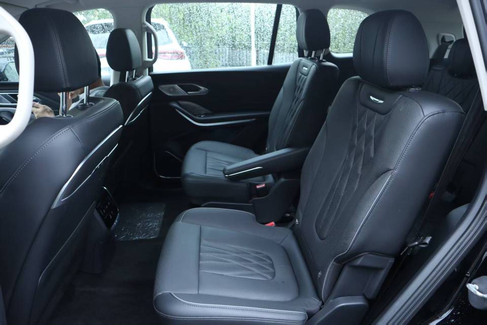 Hongqi HS7 PHEV 2.0T 4WD Flagship Comfort 6-Seater 2024