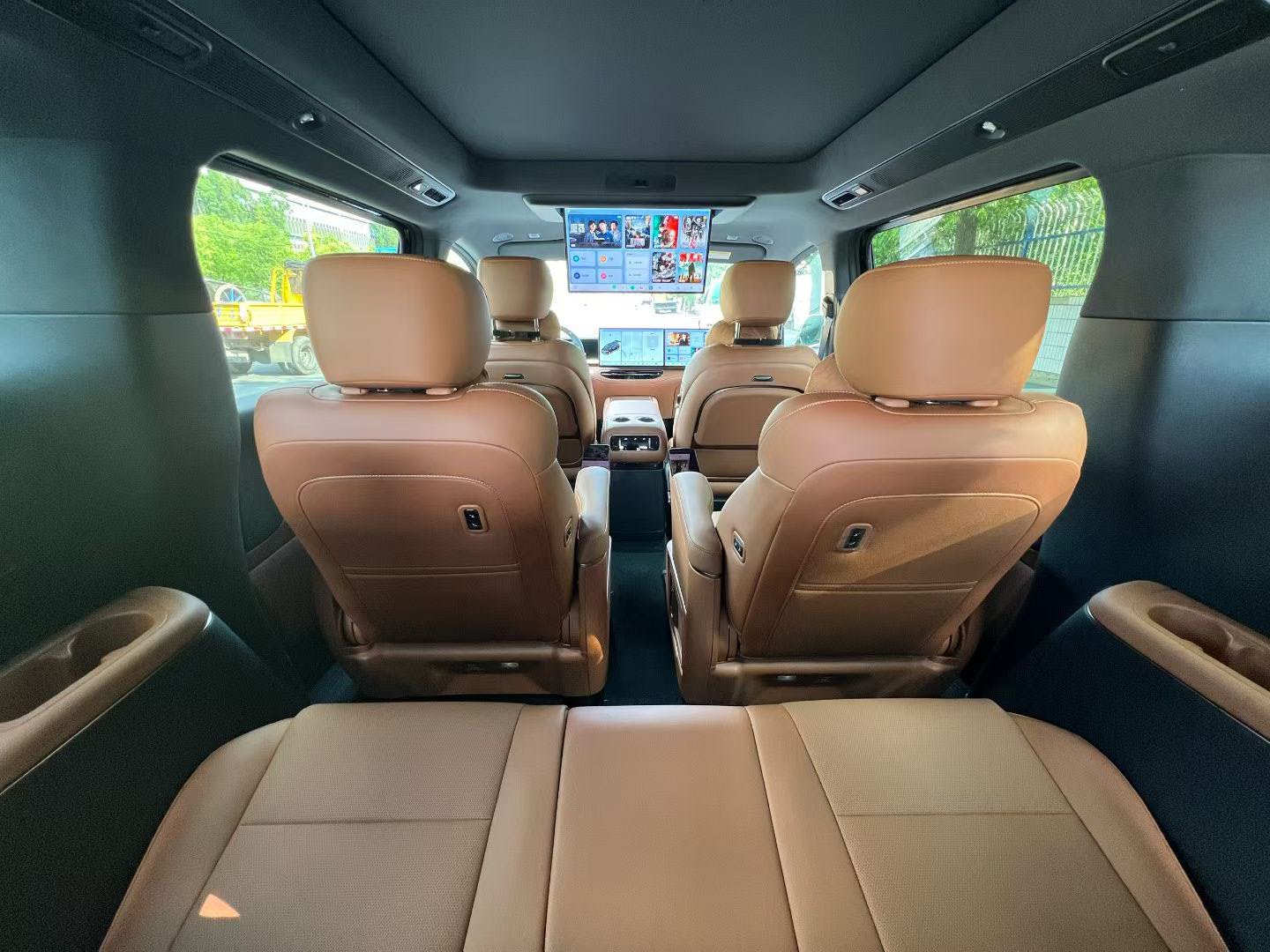 红旗 2026款 HQ9 PHEV 2.0T 四驱豪华版