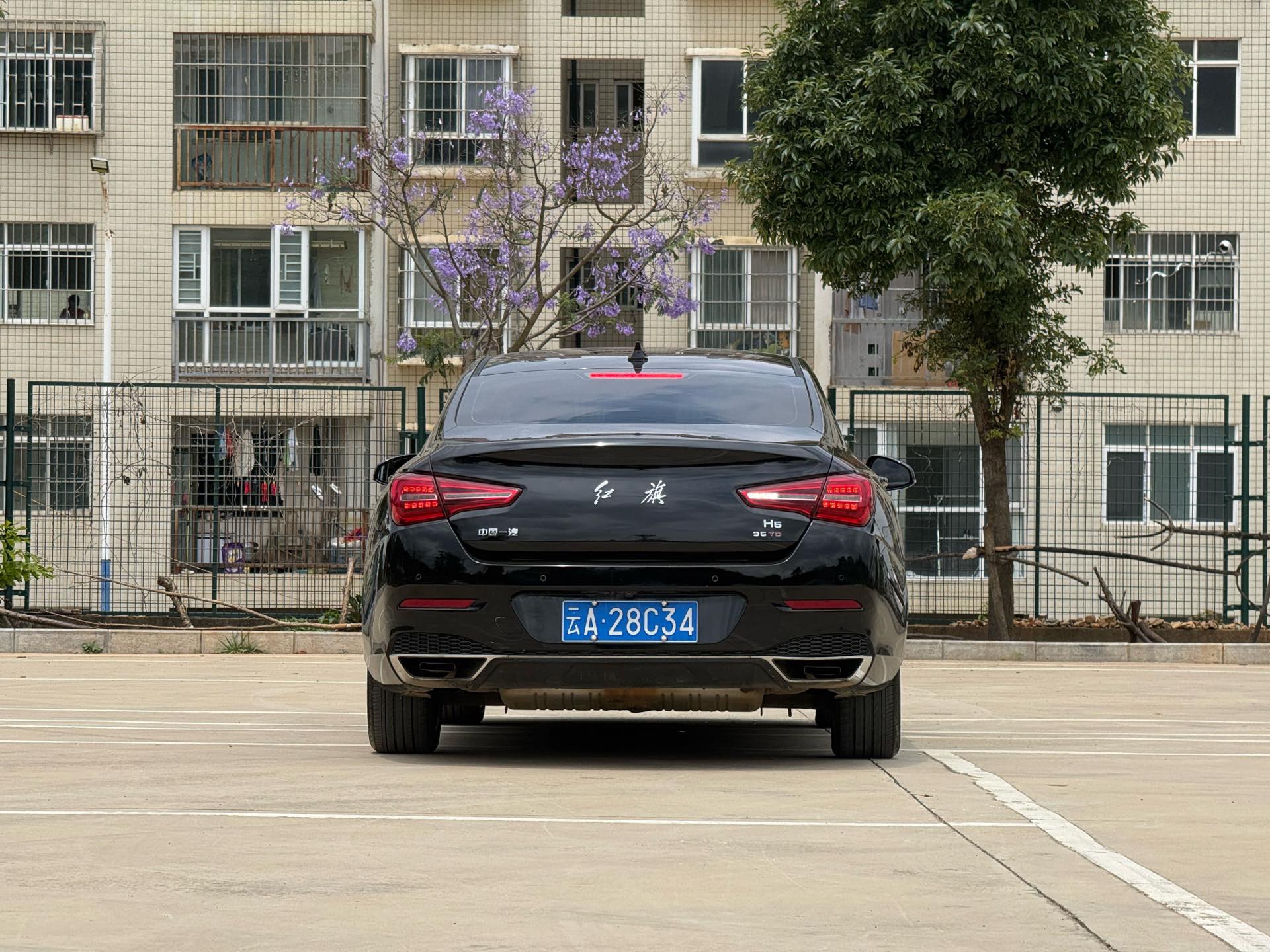 Hongqi H5 2022 48V 1.8TD Smart Connect Qiyun