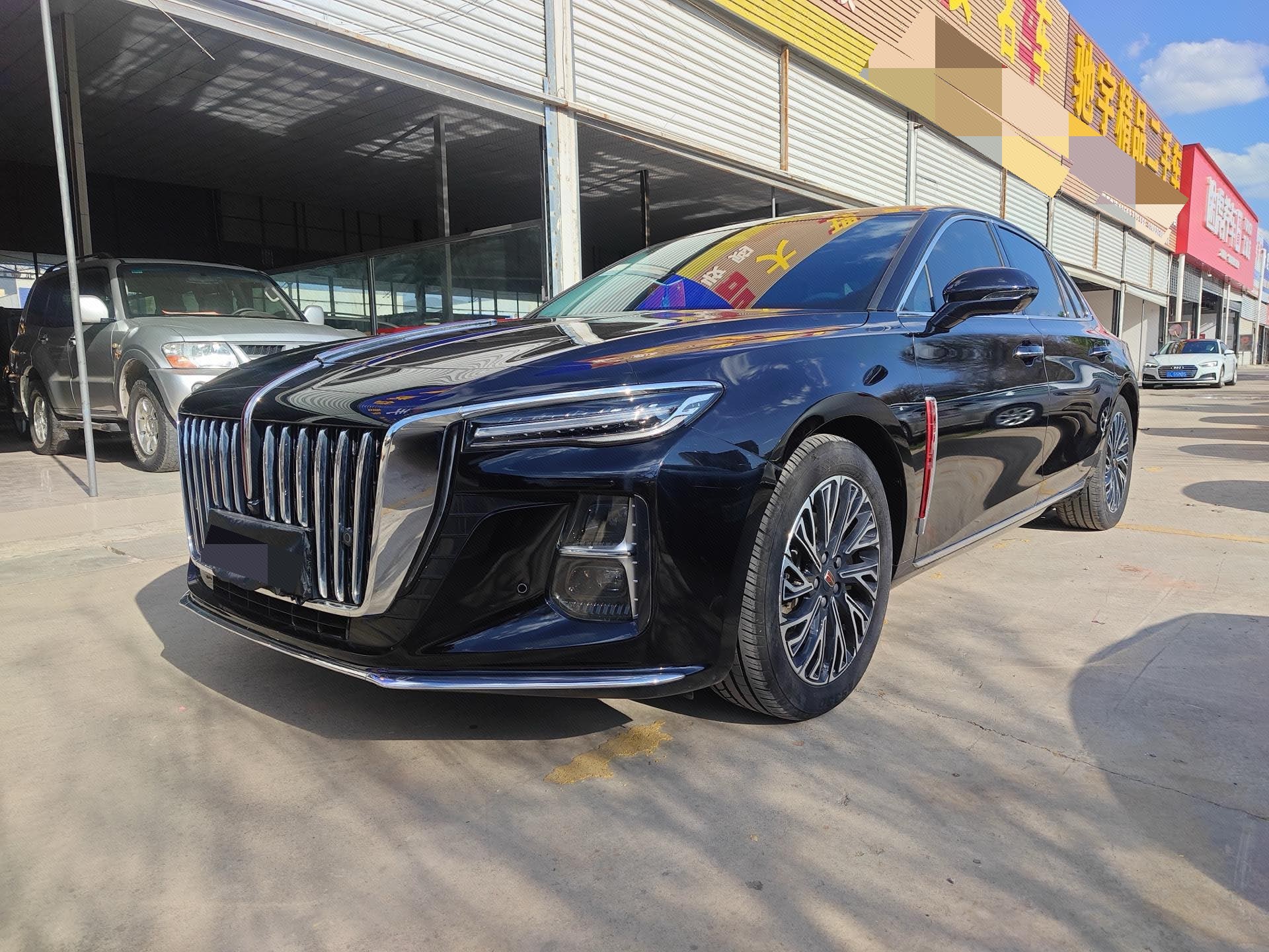 Hongqi H5 2023 2.0T Smart Connect Flagship Comfort Edition