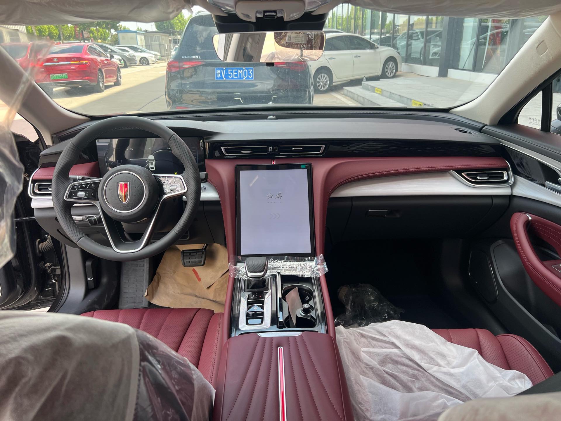 Hongqi H5 2025 1.5T 50 Millionth Anniversary Edition